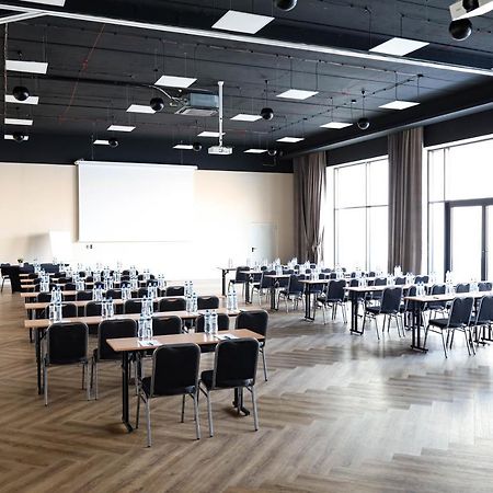 Citi Hotel'S Warszawa-Falenty Raszyn Esterno foto