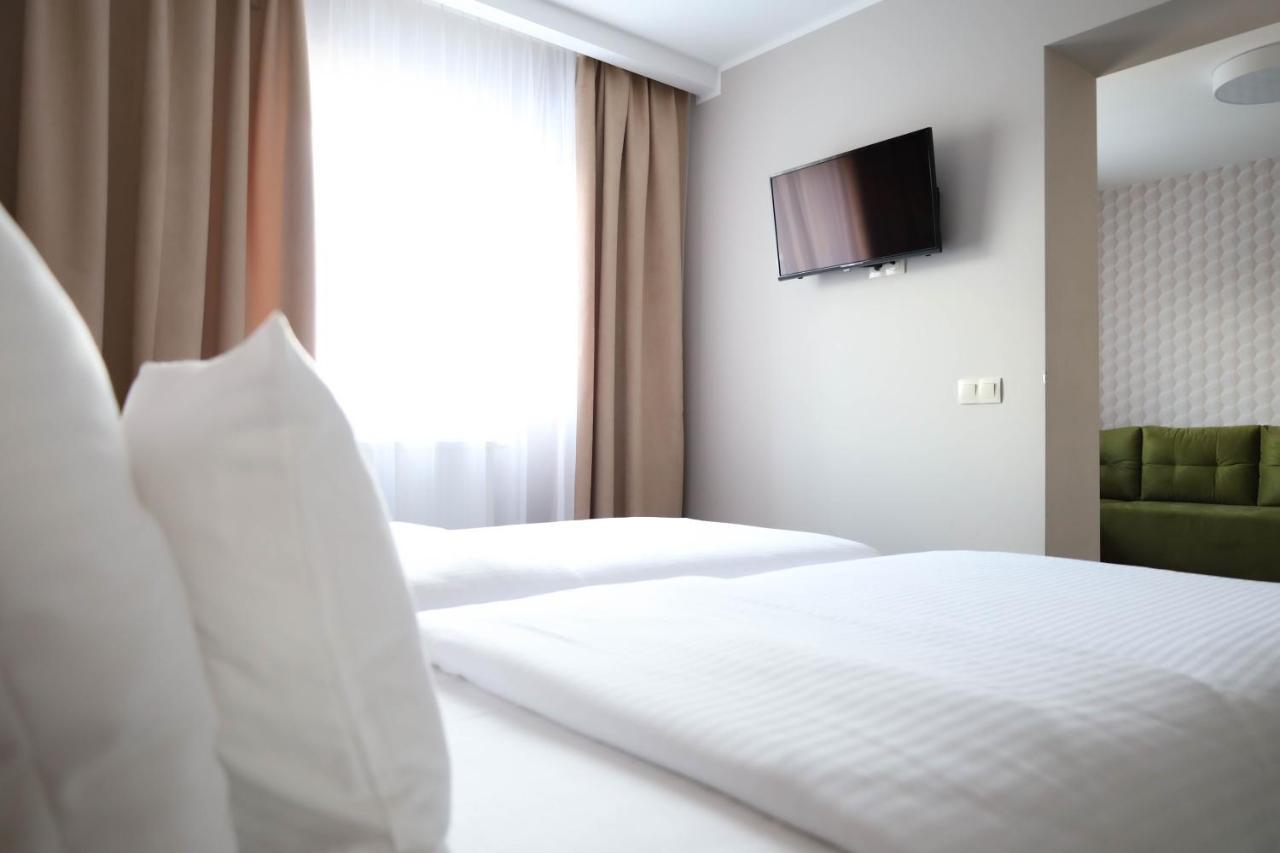 Citi Hotel'S Warszawa-Falenty Raszyn Esterno foto