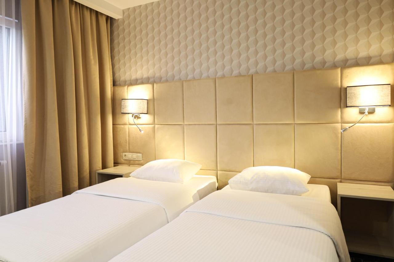 Citi Hotel'S Warszawa-Falenty Raszyn Esterno foto